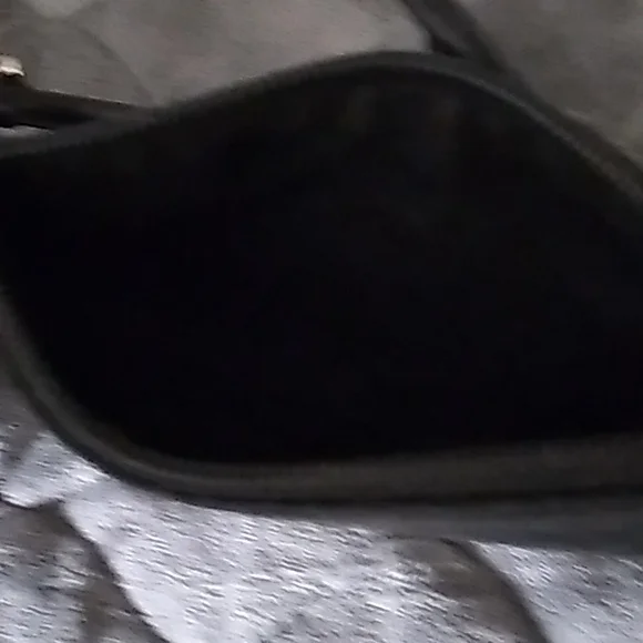 🔇 Sale $10 Coach Wristlet - Picture 6 of 7